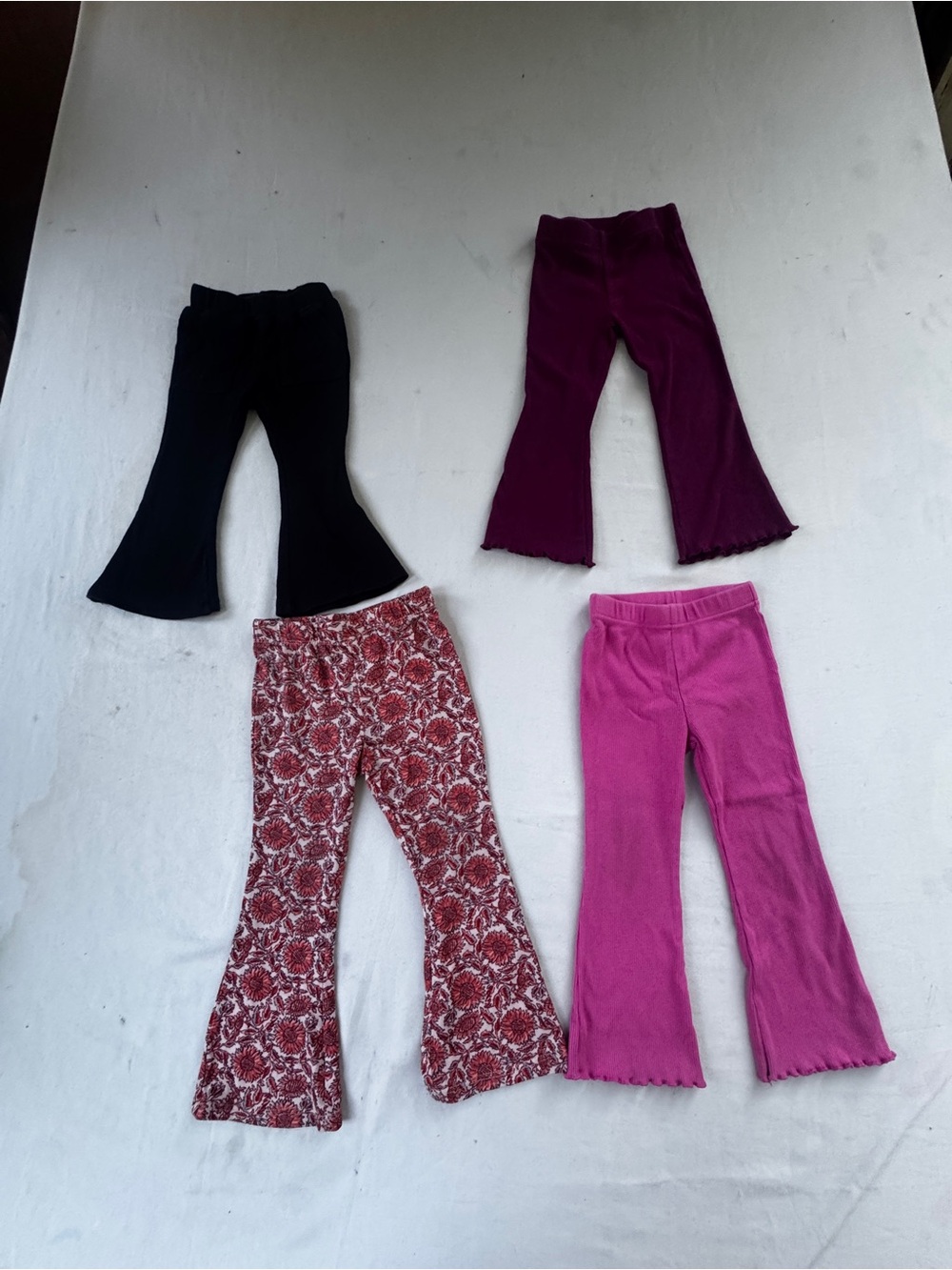 Garanimals Girls' Pink, Purple, Black & Rose Pattern Flare Leggings - 4pc size 2